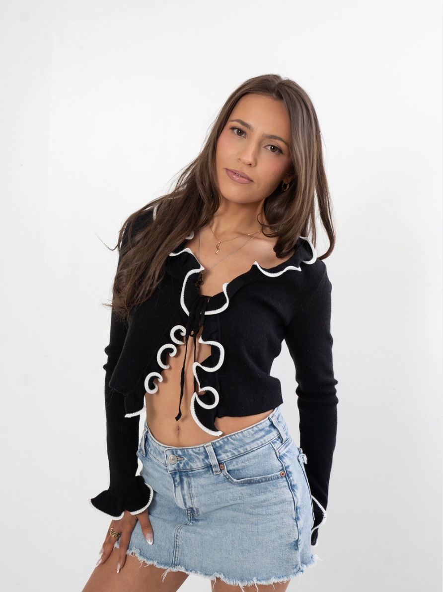 Priscilla Wavy Tied Top